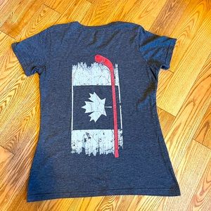 Women’s Hockey + Canada design t-shirt